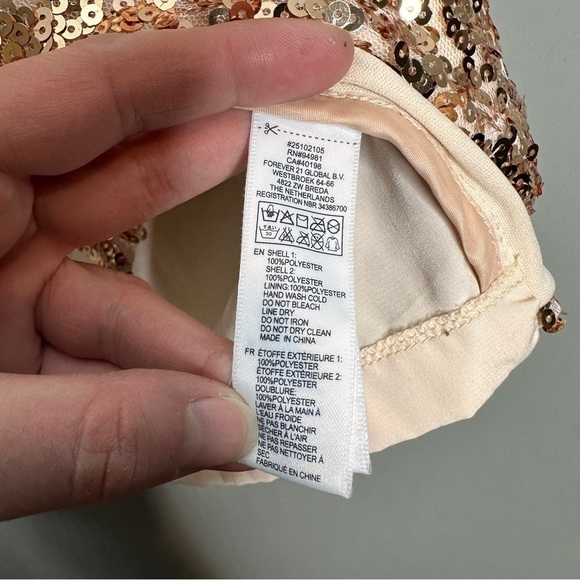 Forever 21 Y2K sequin tshirt - Picture 4 of 5